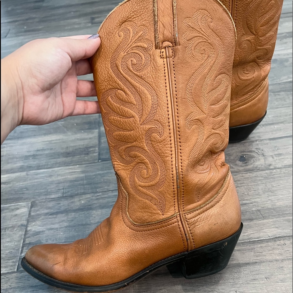 Durango Women's Heeled Boots in Rich Brown - Picture 10 of 15